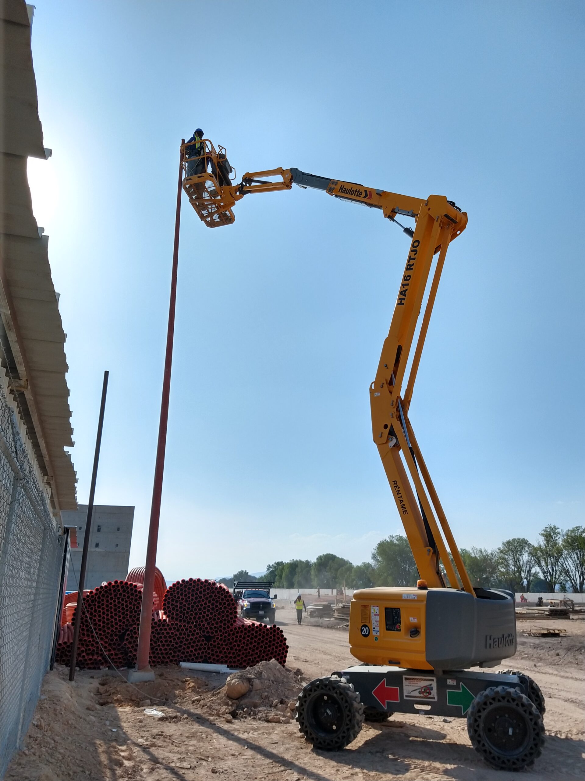 CONSTRUCCIÓN